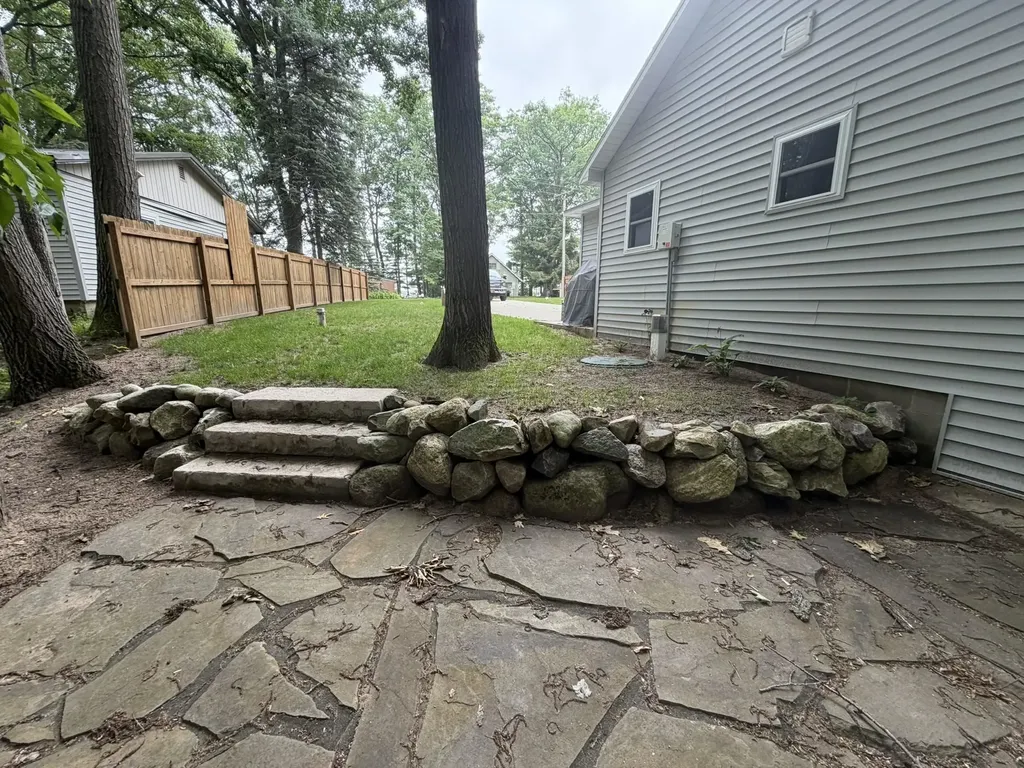 8520 W Sapphire Lake Township MI 49651
