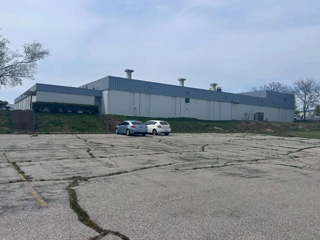 560 E Broadway Muskegon Charter Township MI 49444