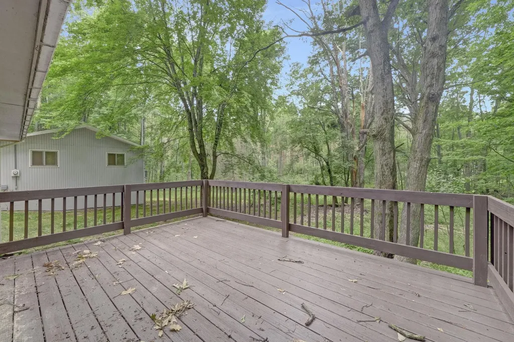 8277 W Ridge Boulevard Morton Township MI 49346