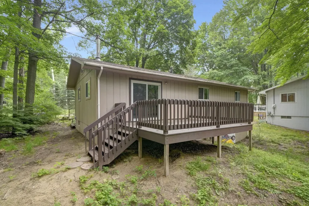 8277 W Ridge Boulevard Morton Township MI 49346