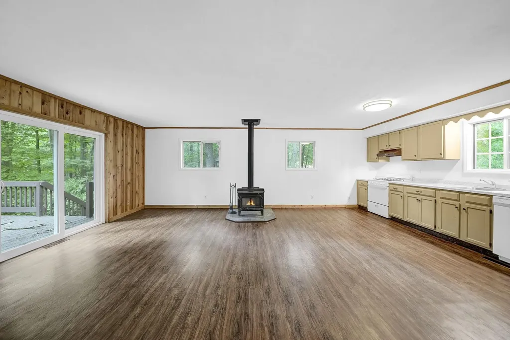 8277 W Ridge Boulevard Morton Township MI 49346