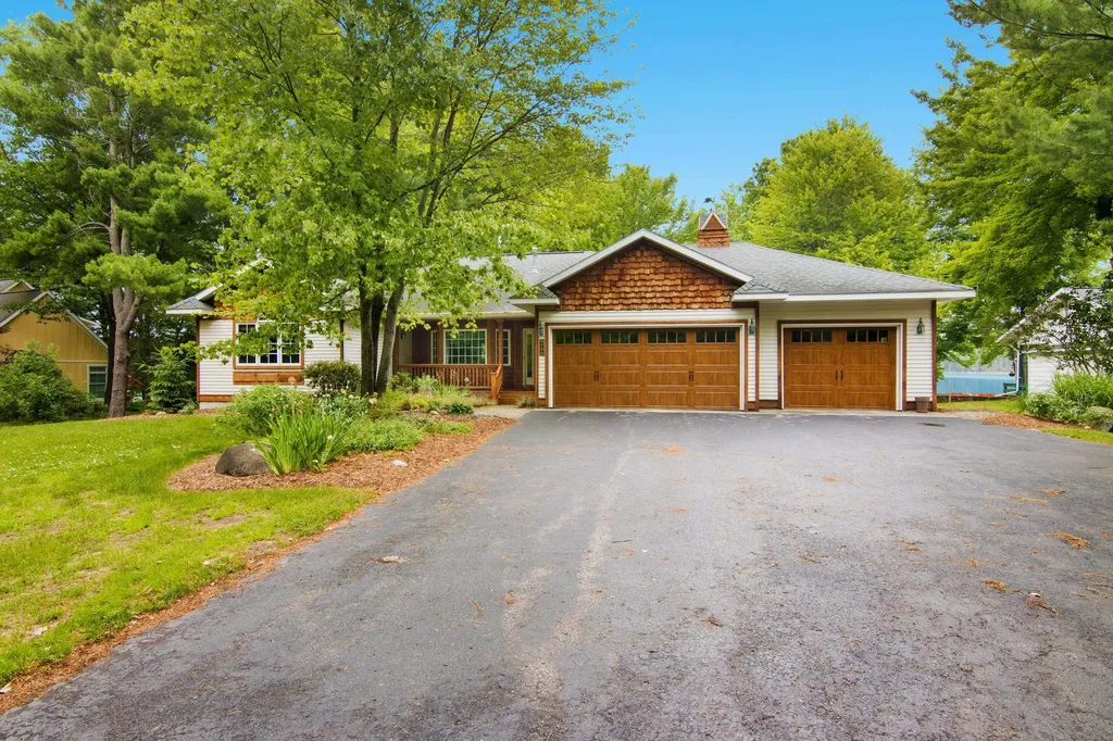 9506 Lakeside Drive Helena Township MI 49612
