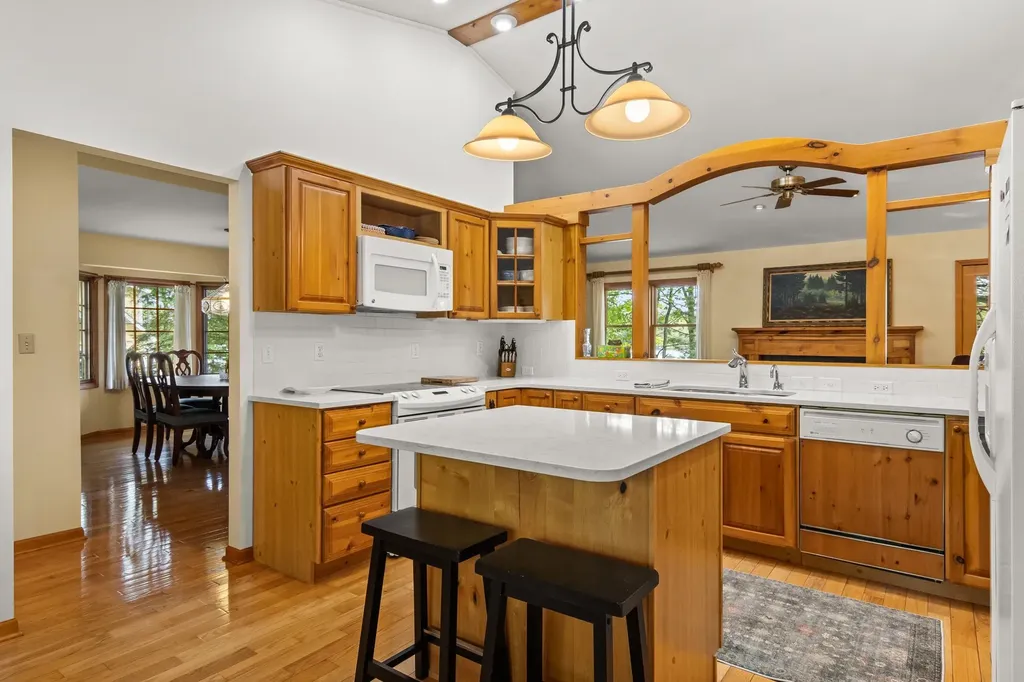 9506 Lakeside Drive Helena Township MI 49612