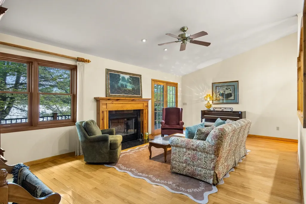 9506 Lakeside Drive Helena Township MI 49612