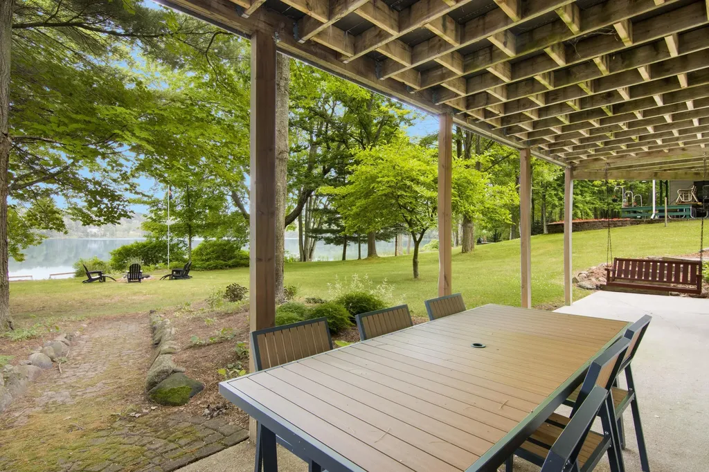 9506 Lakeside Drive Helena Township MI 49612