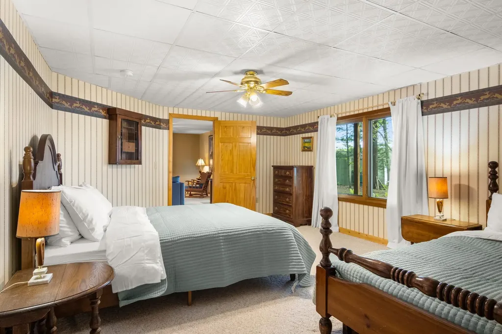 9506 Lakeside Drive Helena Township MI 49612