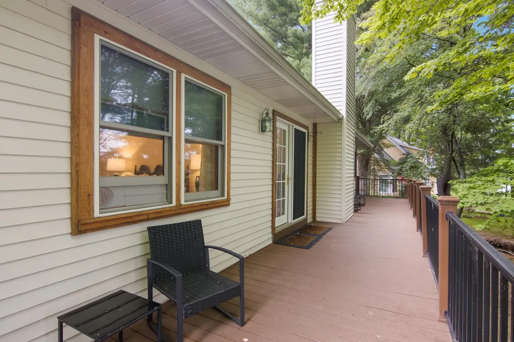9506 Lakeside Drive Helena Township MI 49612