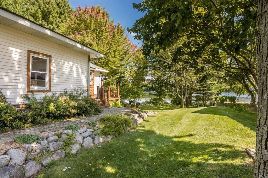 9506 Lakeside Drive Helena Township MI 49612