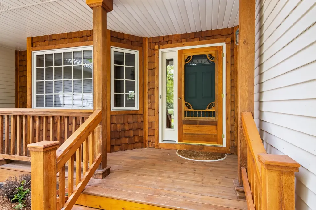 9506 Lakeside Drive Helena Township MI 49612