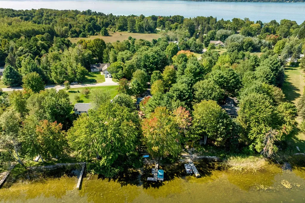9506 Lakeside Drive Helena Township MI 49612