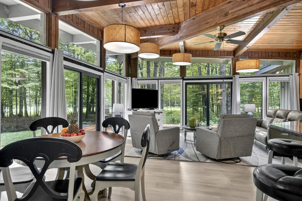 2176 W Schuss Mountain Drive Custer Township MI 49615