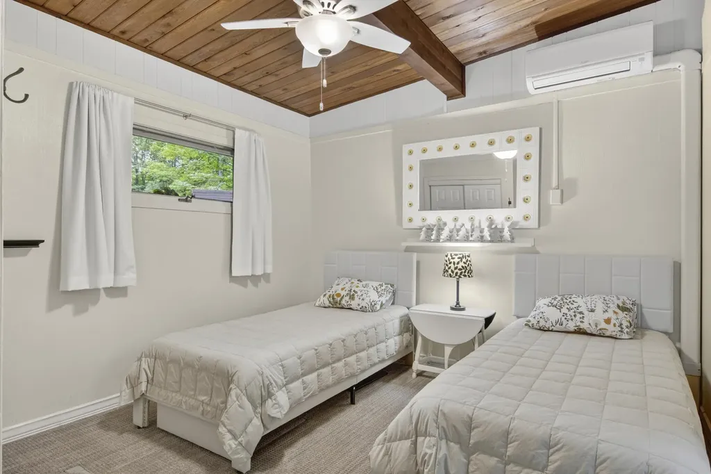 2176 W Schuss Mountain Drive Custer Township MI 49615