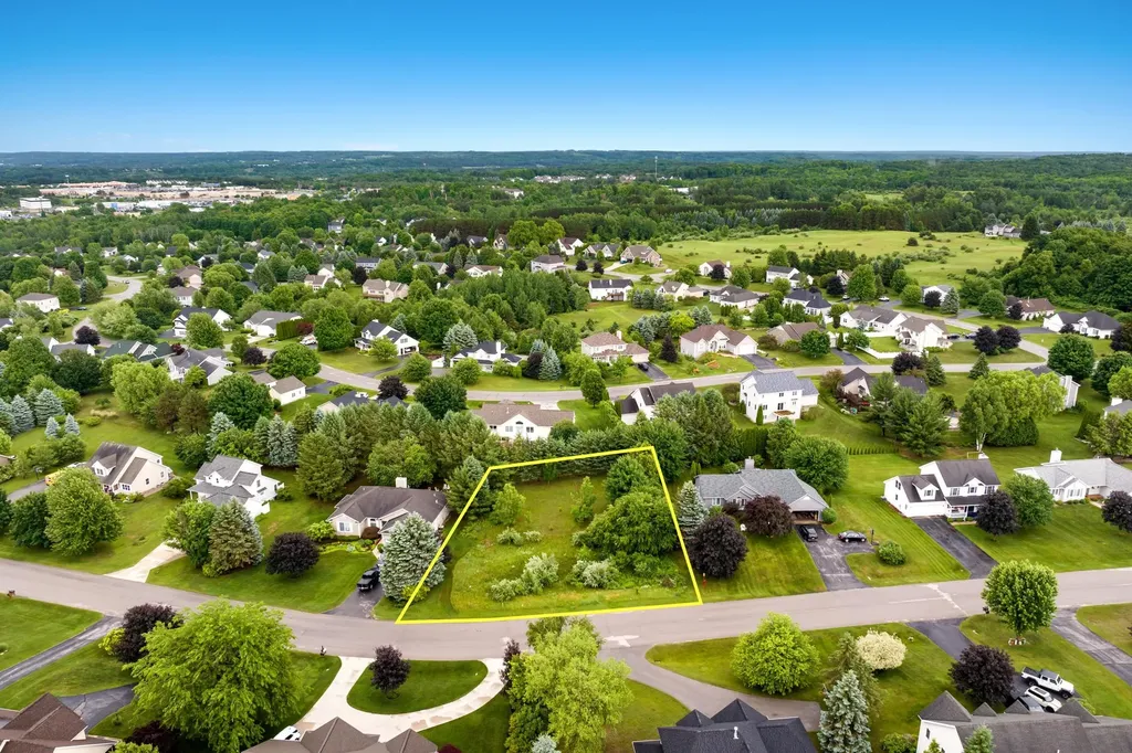 4322 Stoneridge Drive Garfield Charter Township MI 49684