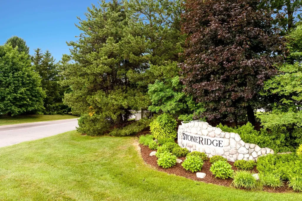 4322 Stoneridge Drive Garfield Charter Township MI 49684