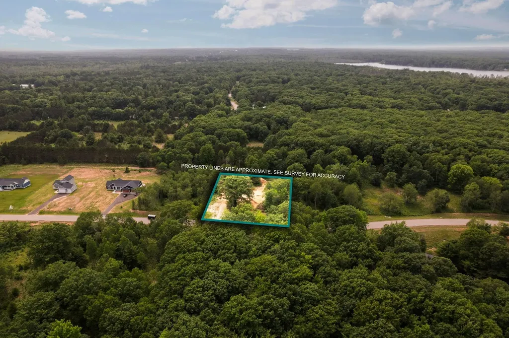 1636 Mary Lou Manor Green Lake Township MI 49643