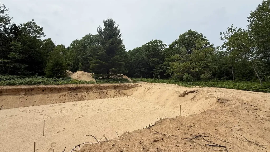 1636 Mary Lou Manor Green Lake Township MI 49643