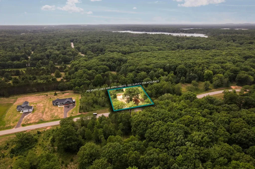 1636 Mary Lou Manor Green Lake Township MI 49643