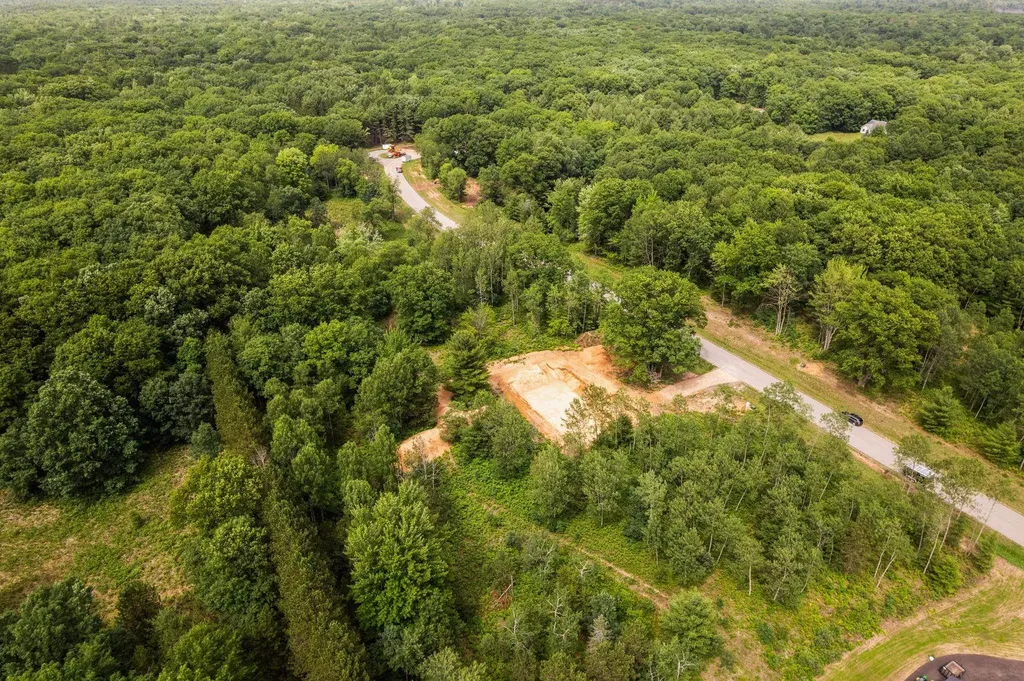 1636 Mary Lou Manor Green Lake Township MI 49643