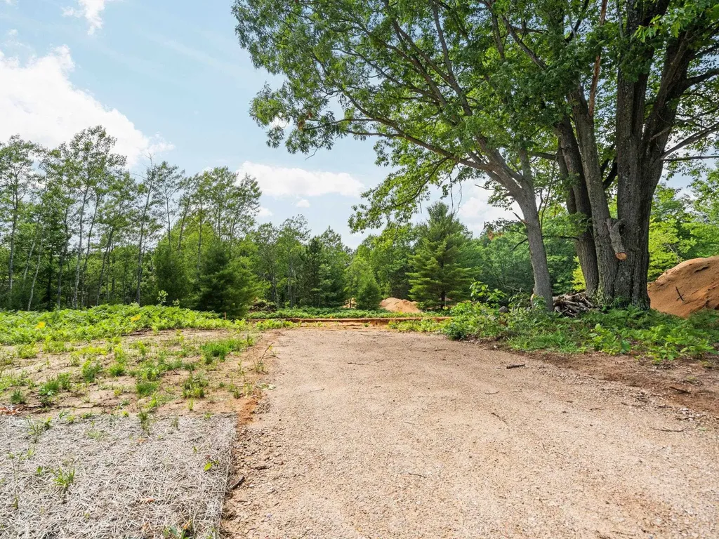 1636 Mary Lou Manor Green Lake Township MI 49643