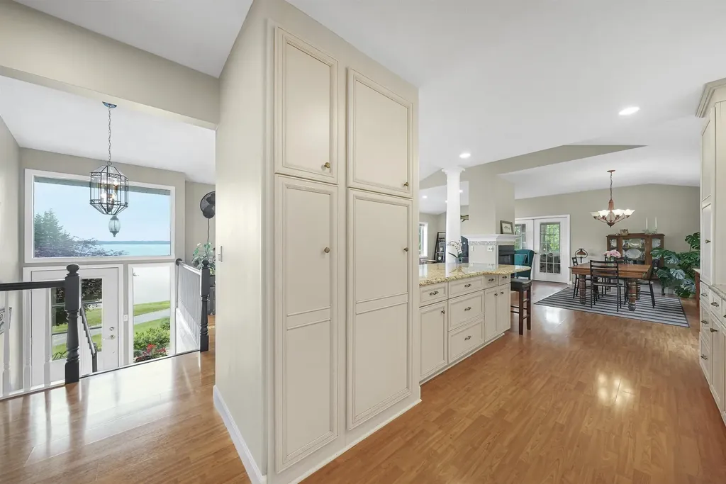 8729 Center Road Peninsula Township MI 49686