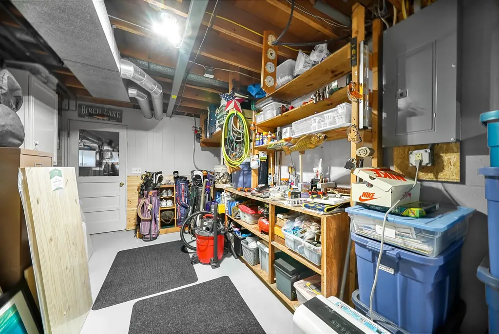 8729 Center Road Peninsula Township MI 49686