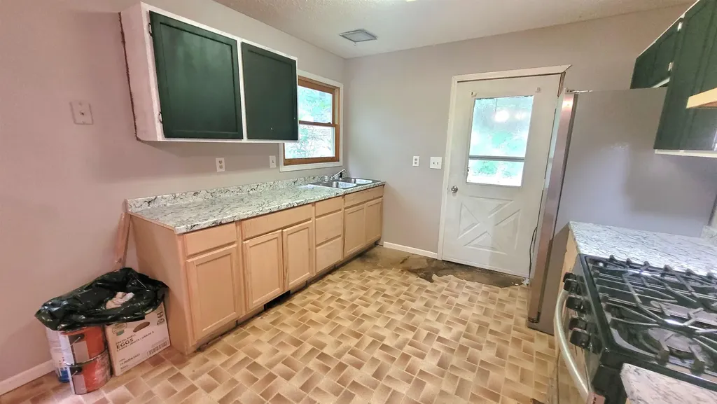 3962 Holiday East Bay Township MI 49686