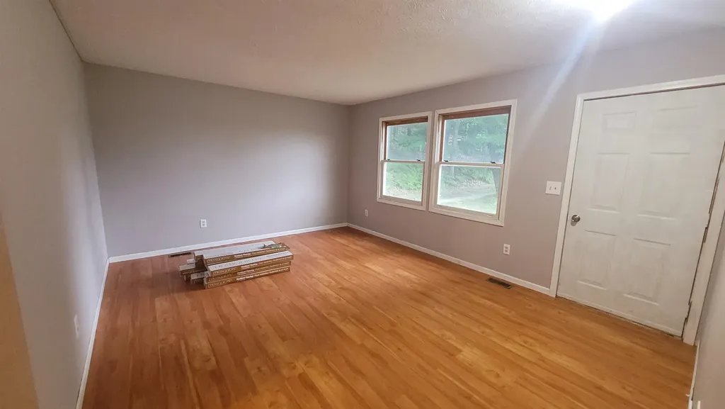 3962 Holiday East Bay Township MI 49686