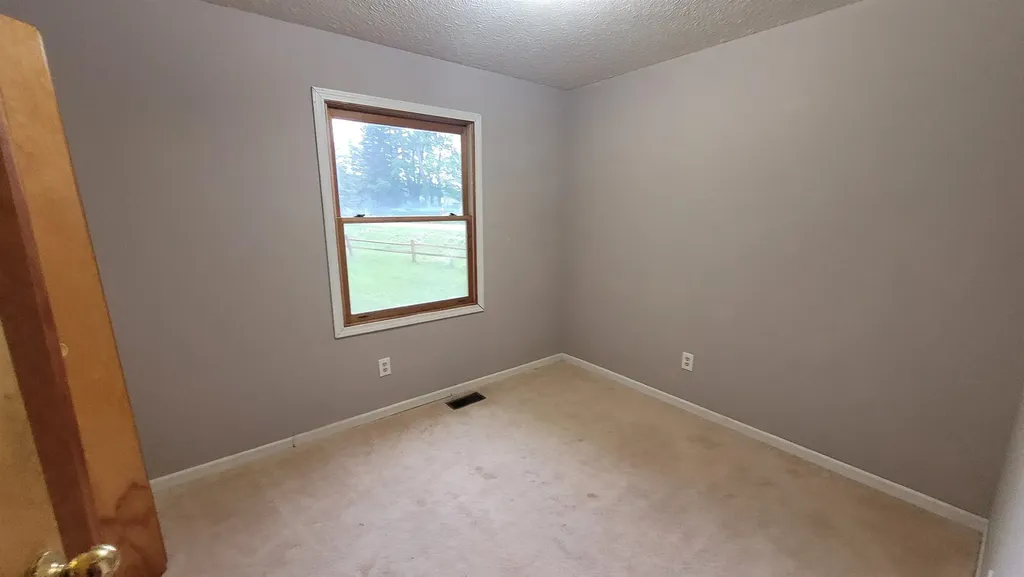 3962 Holiday East Bay Township MI 49686