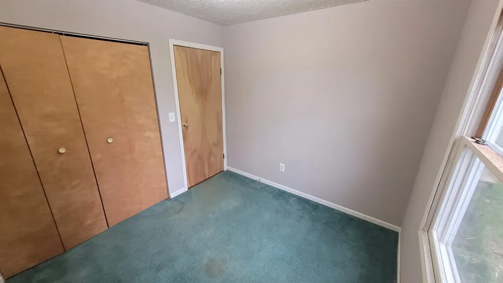 3962 Holiday East Bay Township MI 49686