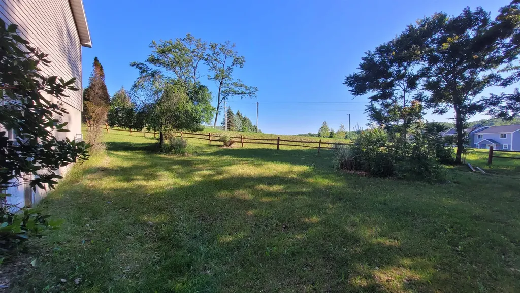 3962 Holiday East Bay Township MI 49686