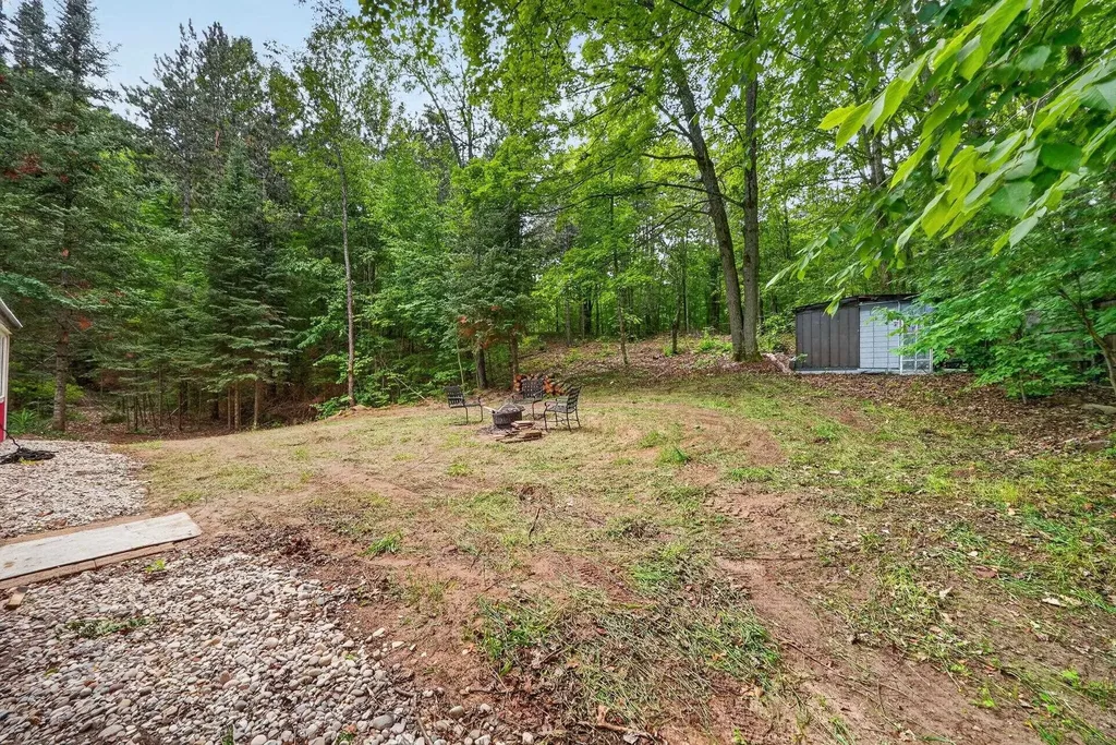 7979 N Turnerville Road Pioneer Township MI 49651