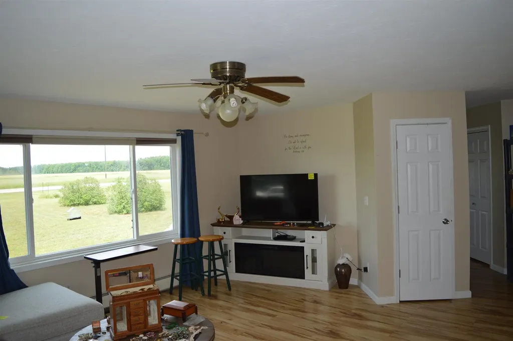 6268 E M-72 Excelsior Township MI 49646
