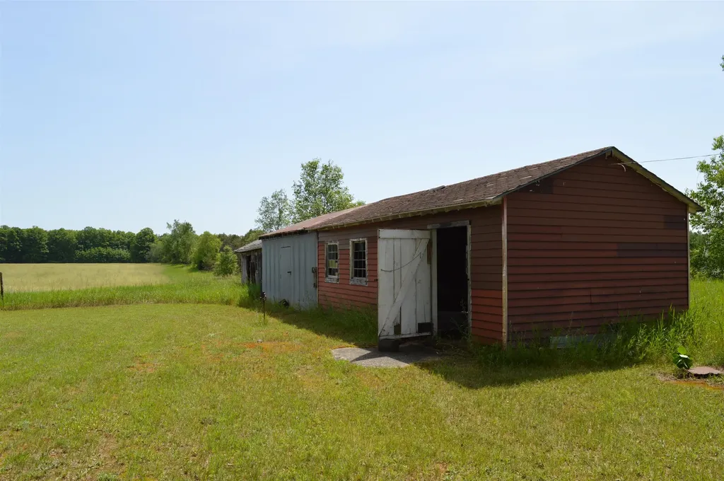 6268 E M-72 Excelsior Township MI 49646