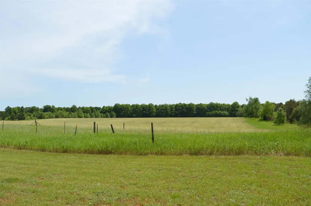6268 E M-72 Excelsior Township MI 49646