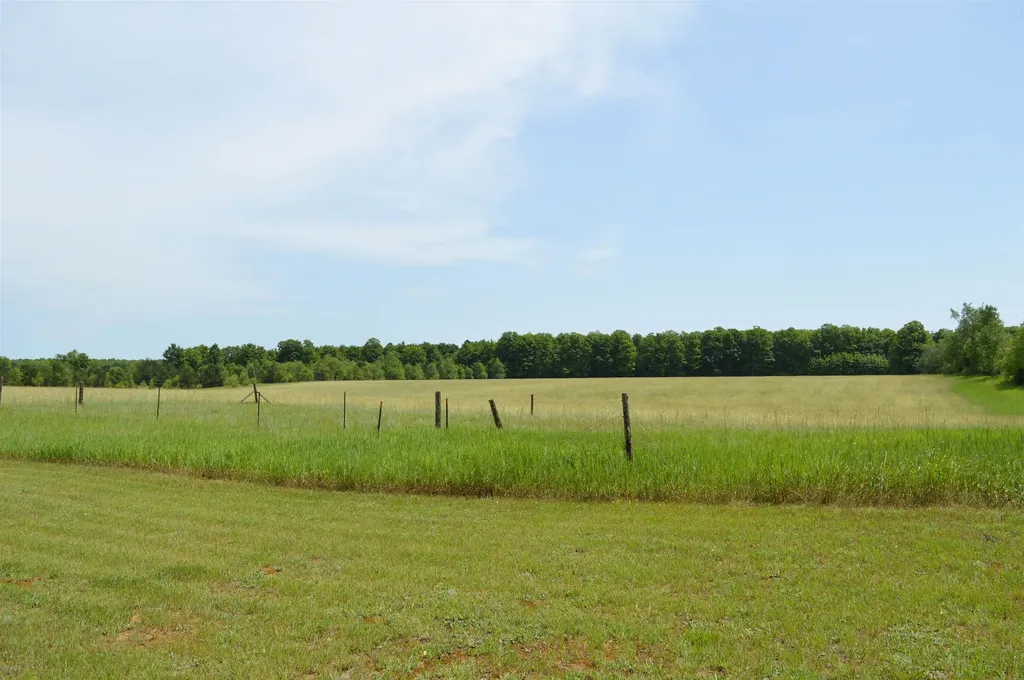6268 E M-72 Excelsior Township MI 49646