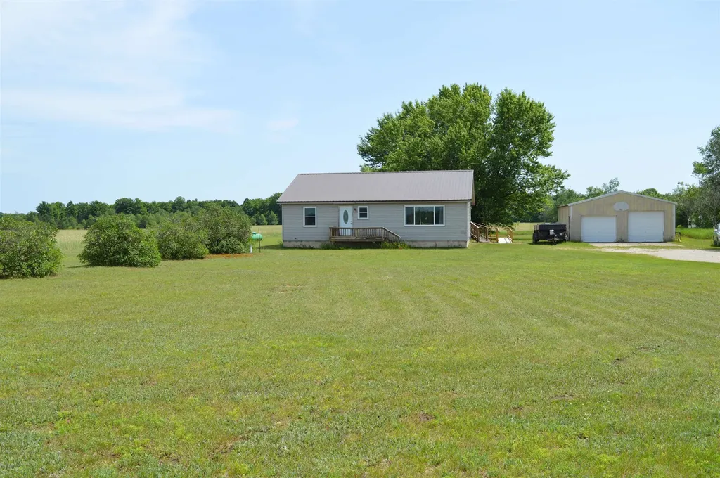 6268 E M-72 Excelsior Township MI 49646