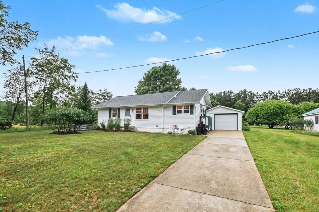 131 George Street Crystal Lake Township MI 49635