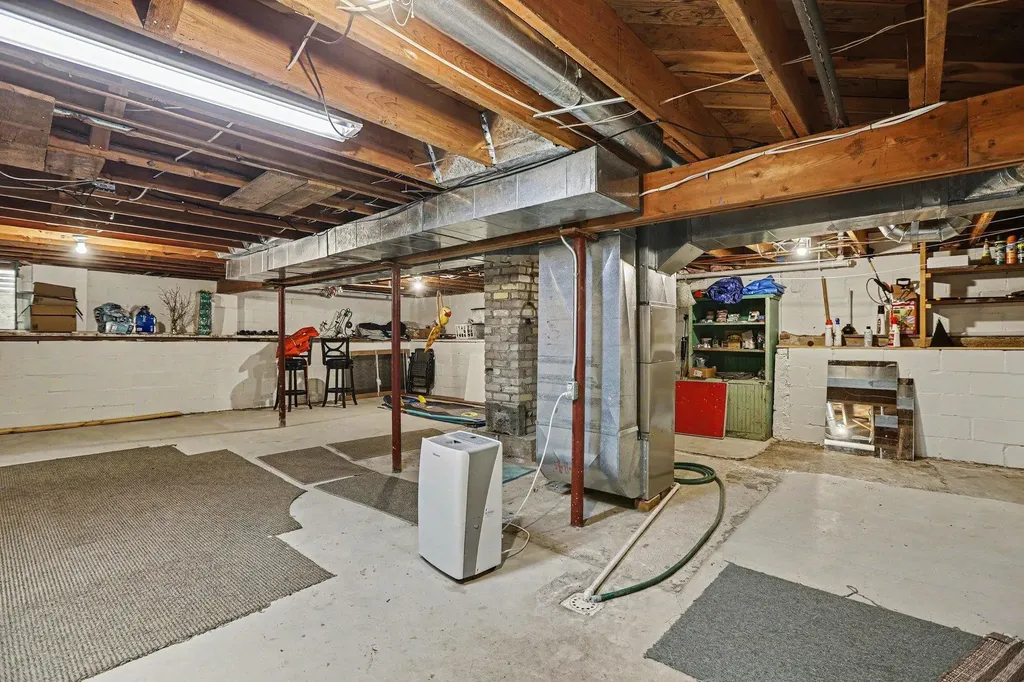 131 George Street Crystal Lake Township MI 49635