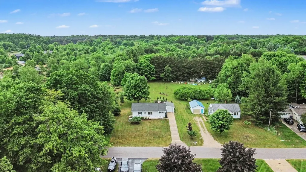 131 George Street Crystal Lake Township MI 49635