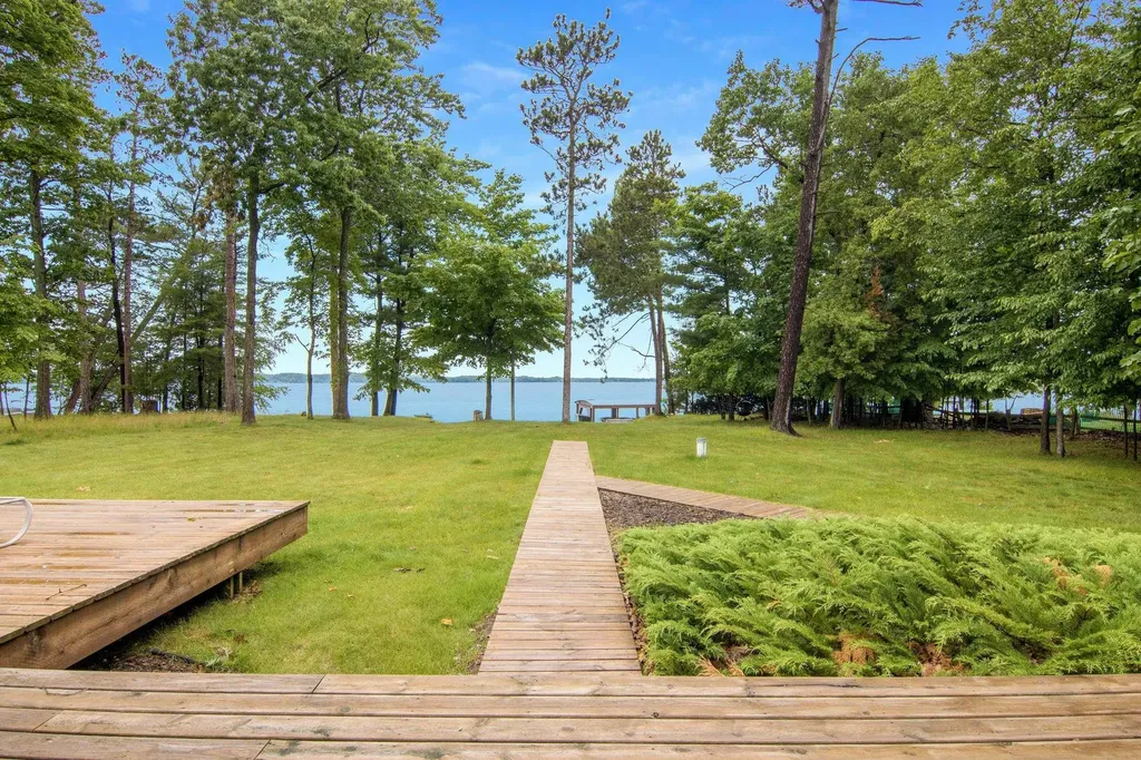 9421 Fairview Avenue Whitewater Township MI 49690