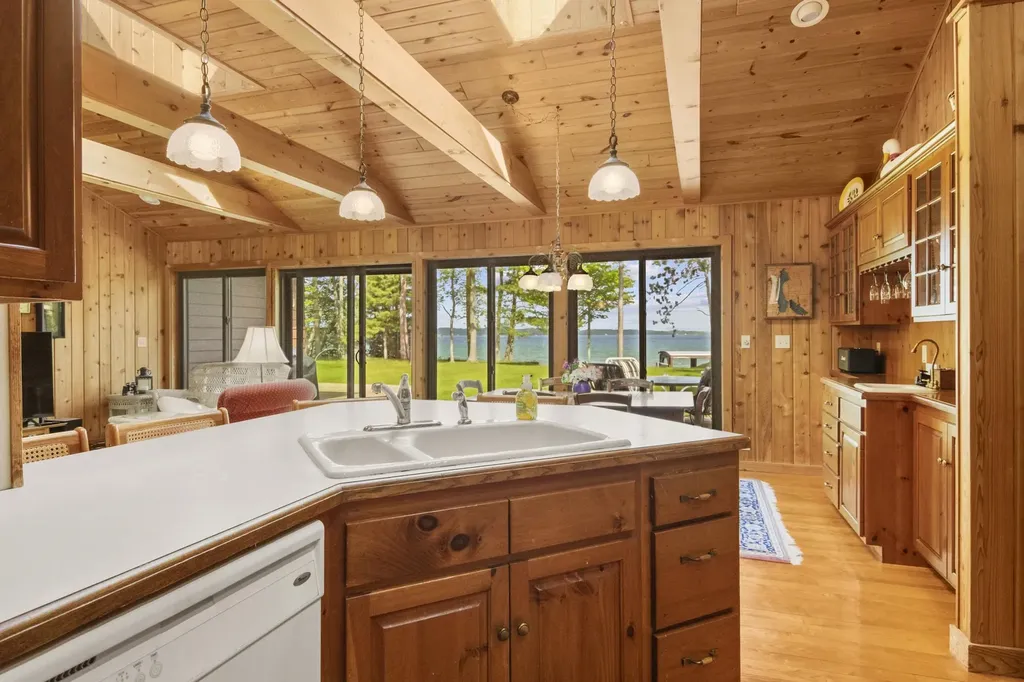 9421 Fairview Avenue Whitewater Township MI 49690