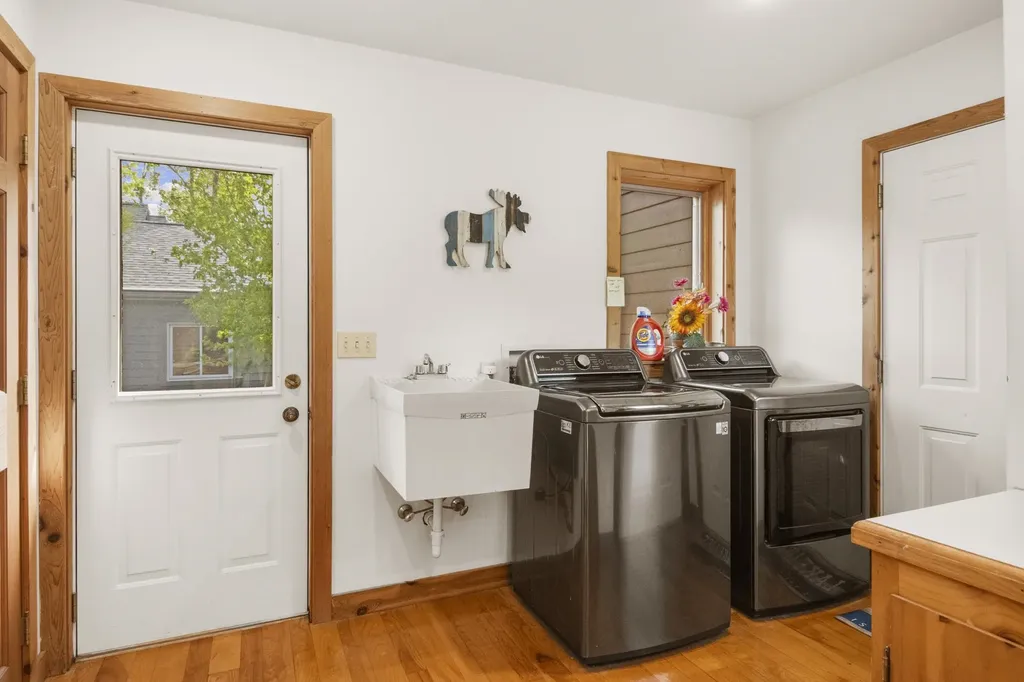 9421 Fairview Avenue Whitewater Township MI 49690