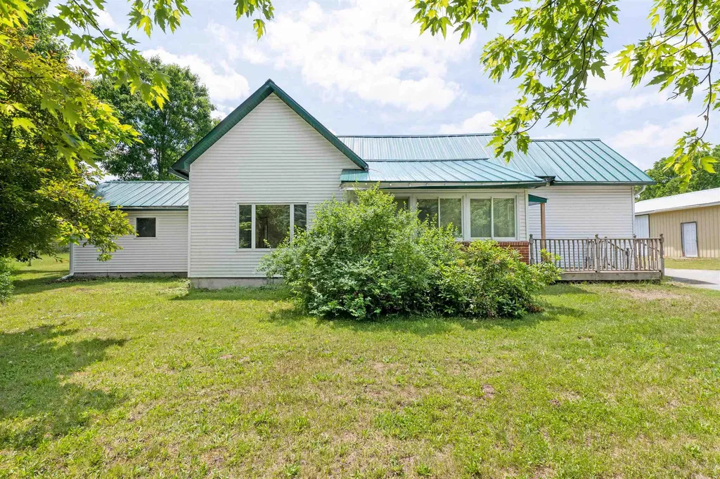 5201 W 14 Road Antioch Township MI 49668
