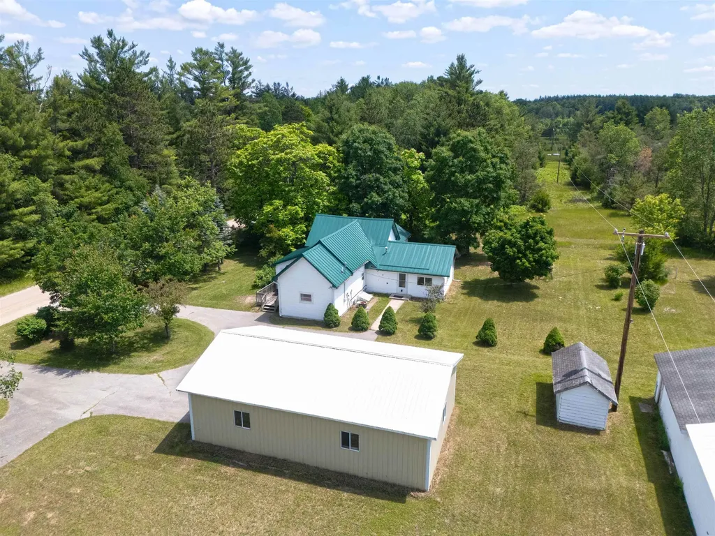 5201 W 14 Road Antioch Township MI 49668