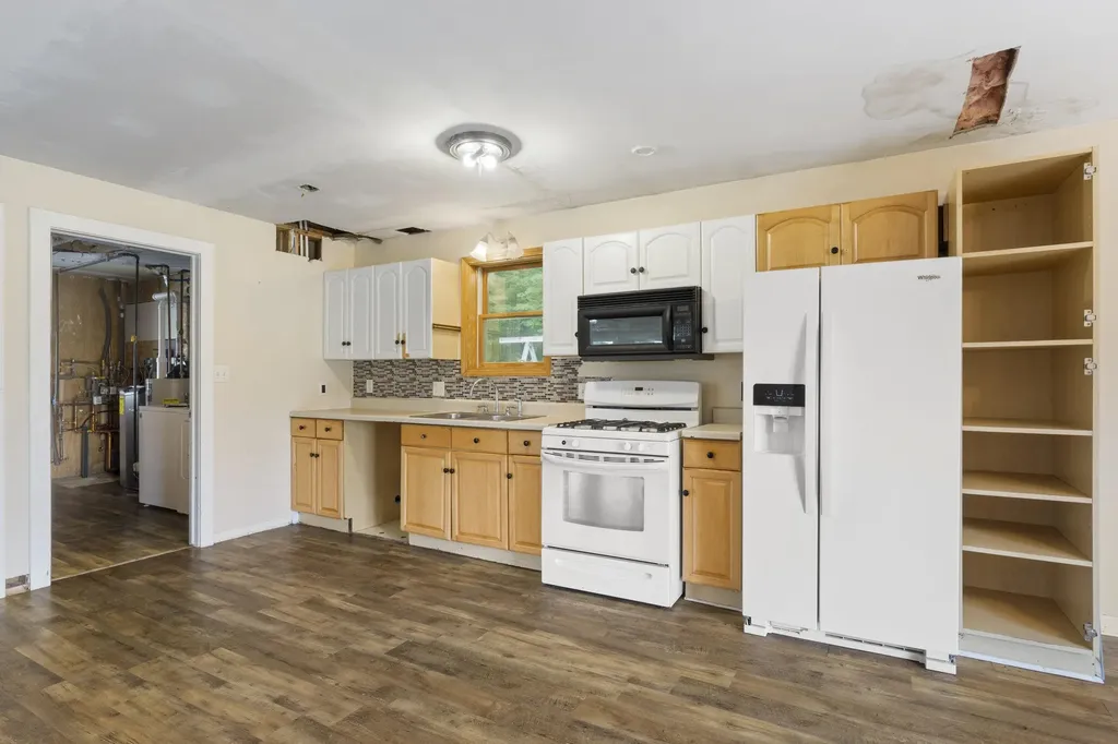 10080 Homestead Road Homestead Township MI 49617