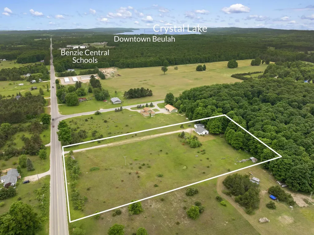 10080 Homestead Road Homestead Township MI 49617