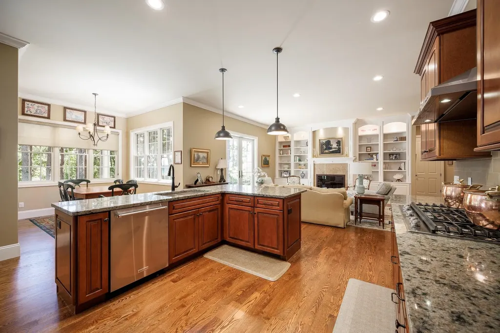5552 S Spyglass Ridge Drive Suttons Bay Township MI 49682