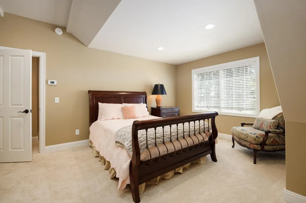 5552 S Spyglass Ridge Drive Suttons Bay Township MI 49682