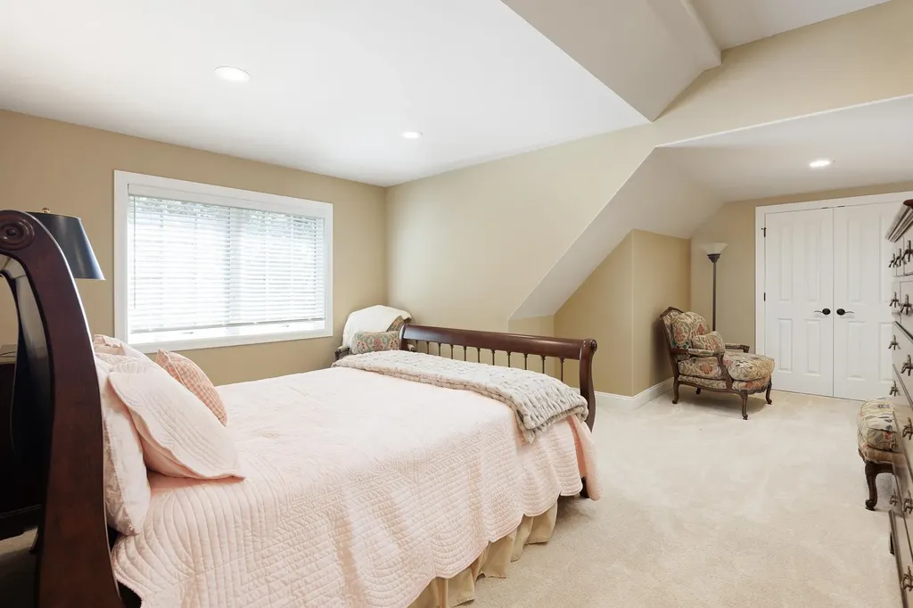 5552 S Spyglass Ridge Drive Suttons Bay Township MI 49682