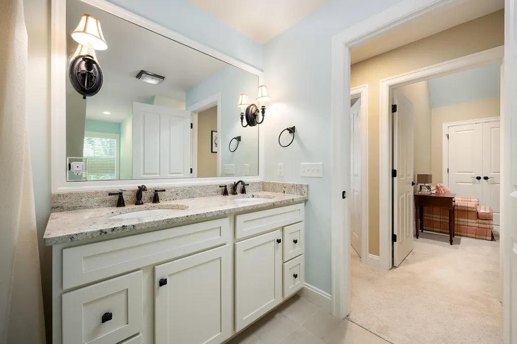 5552 S Spyglass Ridge Drive Suttons Bay Township MI 49682